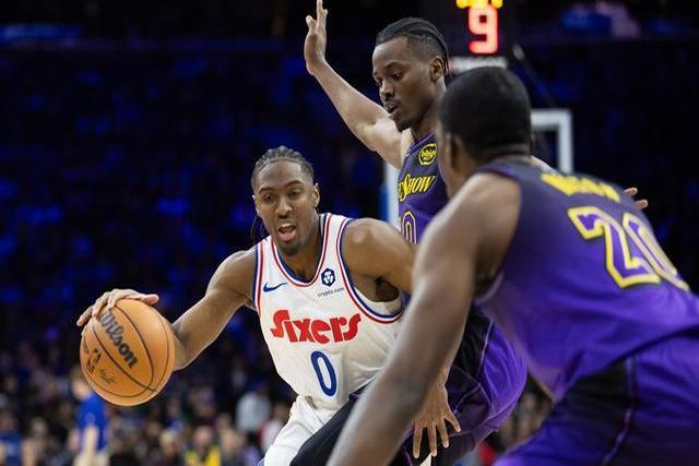 关于费城76人迎NBA常规赛关键赛；冲刺阶段篮板制胜；球迷炸锅；赛程密集仍需轮换的信息-九游官方网站